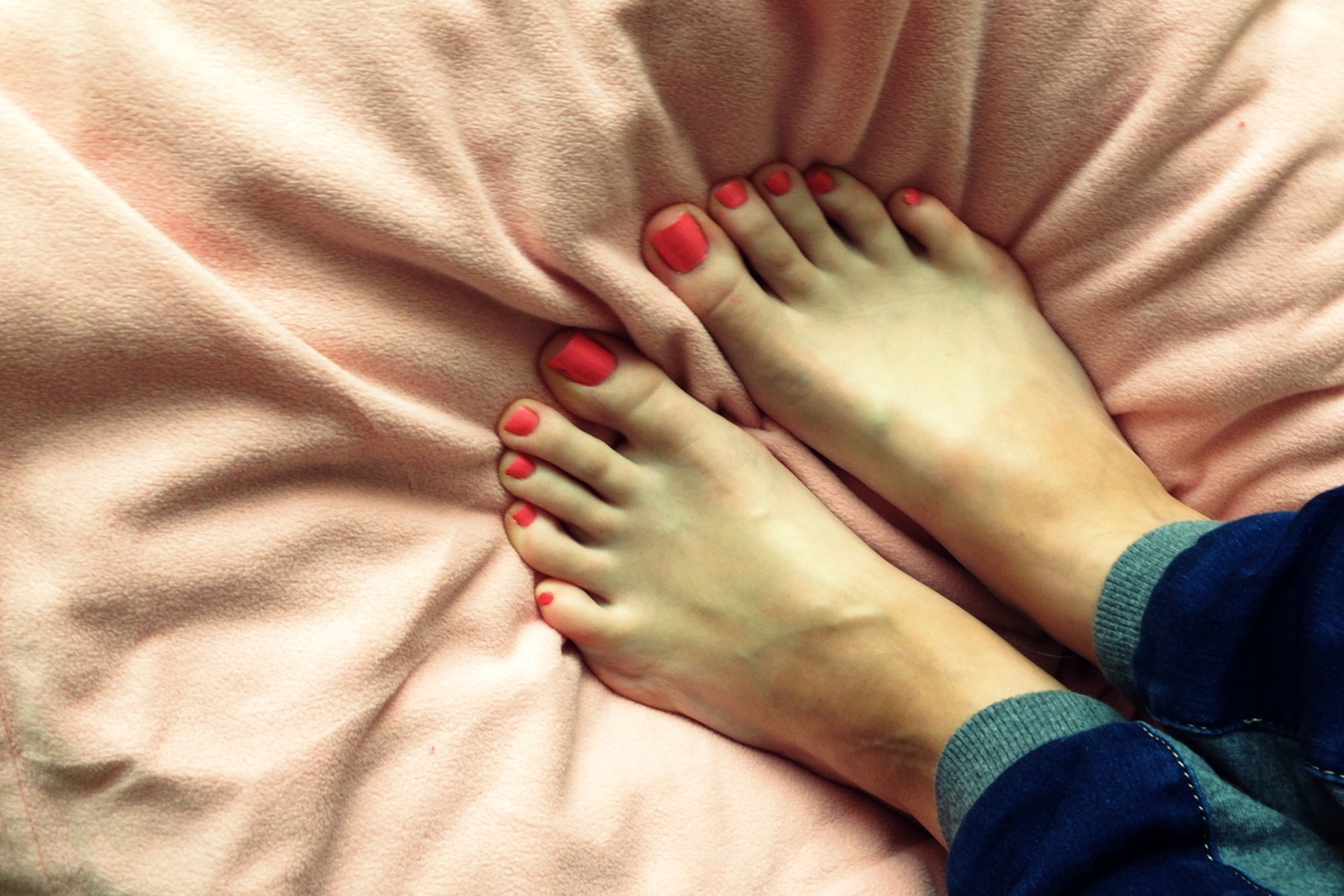 Grzybica stóp i paznokci – przyczyny, objawy, leczenie
